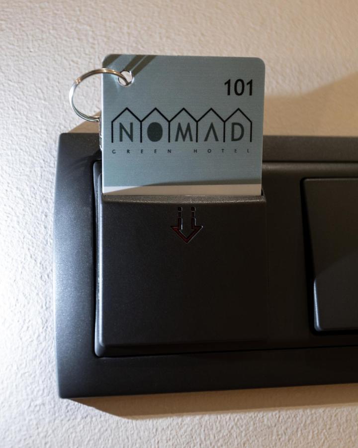 No-Mad Green Hotel Molinaseca Bagian luar foto